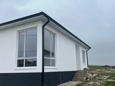 Дом в Краснодарский край, Темрюкский район, Ахтанизовская ст-ца ...