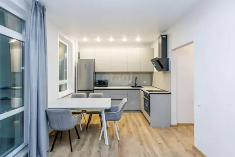 2-к кв. Тюменская область, Тюмень ул. Фармана Салманова, 21 (51.0 м)