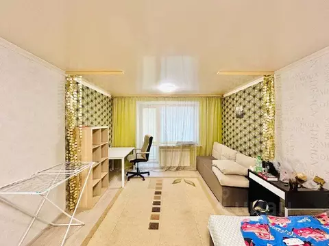 2-к кв. Омская область, Омск Нефтезаводская ул., 28к1 (73.0 м)