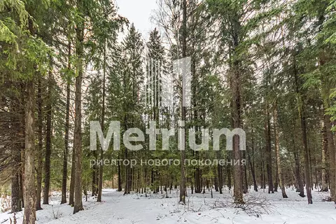 Продается участок в КП Шато Соверен