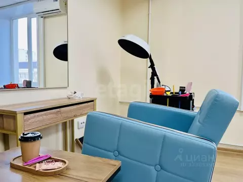 Помещение свободного назначения в Астраханская область, Астрахань ул. ...