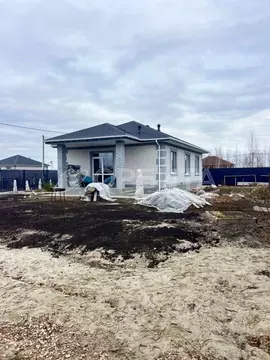 Дом в Тюменская область, Тюменский муниципальный округ, с. Успенка ул. ...