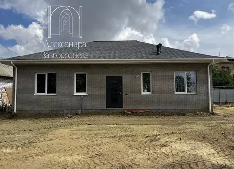 Дом в Волгоградская область, Волгоград Каспийская ул. (121 м)