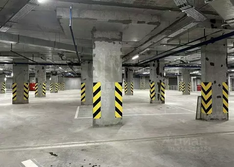 Гараж в Свердловская область, Екатеринбург ул. Азина, 31 (15 м)