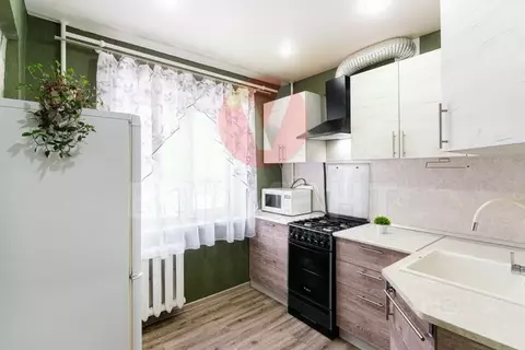 2-к кв. Омская область, Омск Городок Нефтяников мкр, ул. 20-го ...