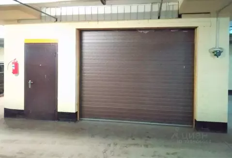 Гараж в Свердловская область, Екатеринбург ул. 8 Марта, 194 (31 м)