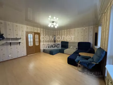 3-к кв. Карелия, Петрозаводск Нойбранденбургская ул., 3к1 (88.1 м)