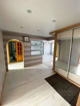 4-к кв. Алтай, Горно-Алтайск ул. Григория Чорос-Гуркина, 74 (84.4 м)