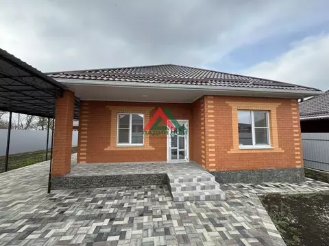 Дом в Краснодарский край, Динской район, с. Красносельское, Светлый ...