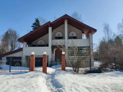 Коттедж, 283 м