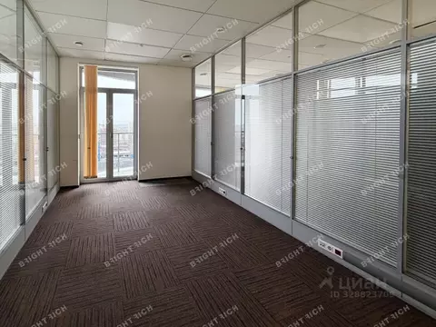 Офис в Москва Поклонная ул., 3к1 (639 м)