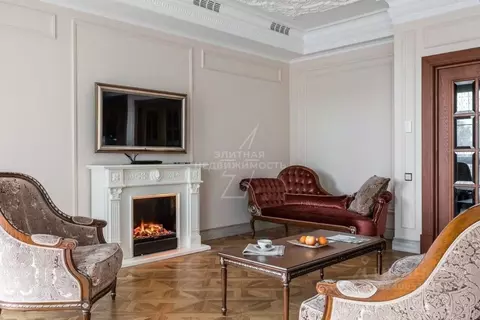 3-к кв. Санкт-Петербург Каменноостровский просп., 64К2 (140.0 м)