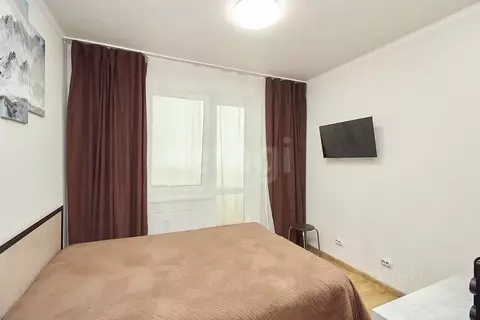 Студия Тюменская область, Тюмень ул. Новоселов, 115 (15.8 м)