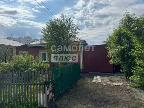 Дом в Омская область, Омск ул. 18-я Линия, 52 (104 м)