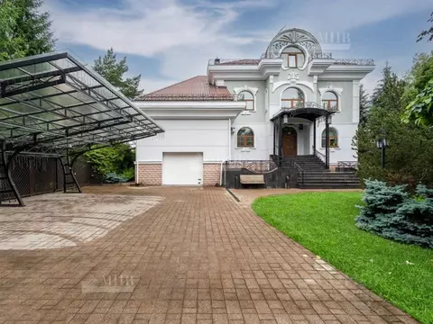 Дом в Московская область, Красногорск Береста тер., 7 (760 м)