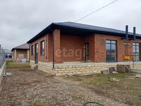 Дом в Ставропольский край, Михайловск Шпаковский район, ул. Сергея ...