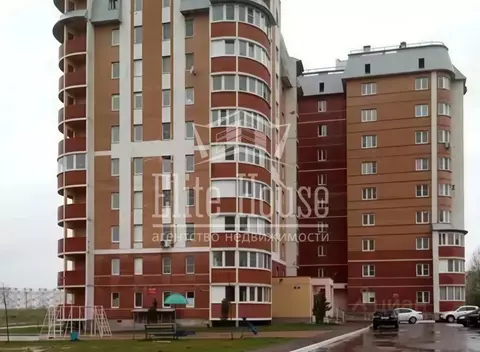 2-к кв. Калужская область, Калуга ул. 65 лет Победы, 20 (69.5 м)