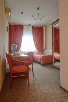 Комната Тюменская область, Тюмень Молодежная ул., 76к1