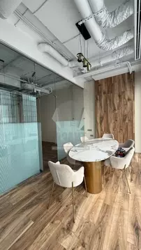 Офис в Москва 1-й Красногвардейский проезд, 22с1 (46 м)