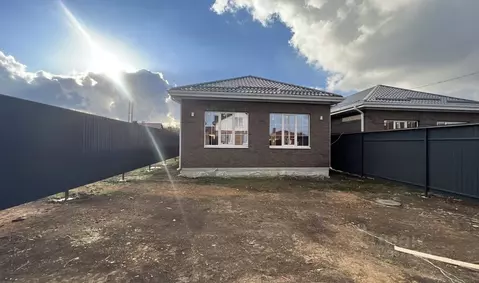 Дом в Ростовская область, Мясниковский район, Красный Крым хут. ул. ...