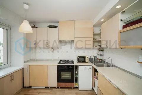 3-к кв. Омская область, Омск Городок Нефтяников мкр, ул. Блюхера, 26 ...