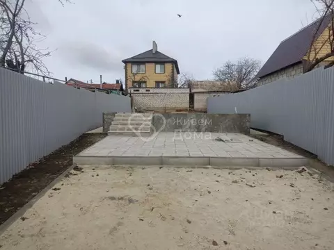 Участок в Волгоградская область, Волгоград Ейская ул. (2.35 сот.)