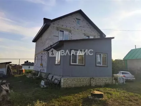 Дом в Пензенская область, Пензенский район, Богословский сельсовет, с. ...