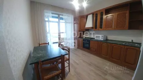 3-к кв. Свердловская область, Екатеринбург наб. Олимпийская, 9 (127.1 ...