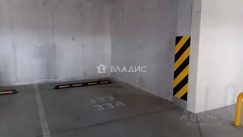 Гараж в Санкт-Петербург ш. Суздальское, 20к2 (14 м)