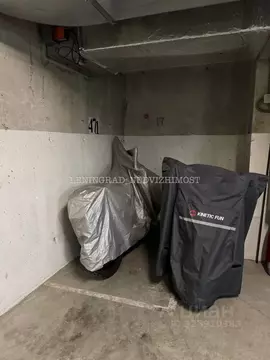 Гараж в Санкт-Петербург Туристская ул., 28к1 (1 м)