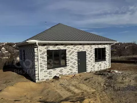 Дом в Волгоградская область, Волгоград Любитель СНТ, 12 (110 м)