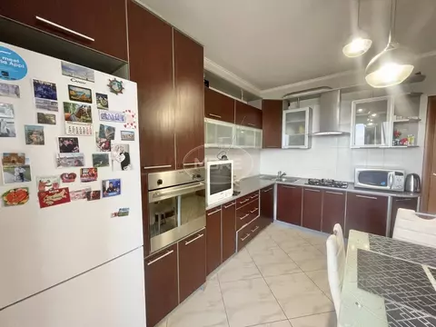 2-к кв. Калининградская область, Калининград Озерная ул., 35 (74.0 м)