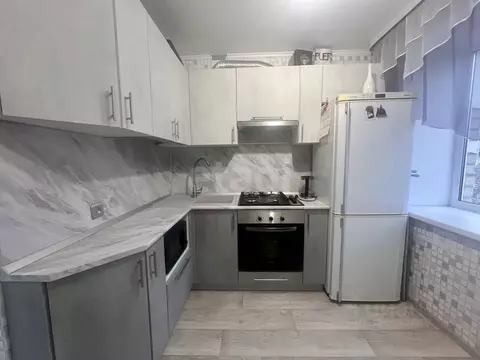 1-к кв. Башкортостан, Стерлитамак Локомотивная ул., 8 (30.0 м)