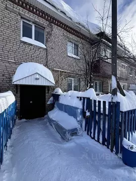 2-к кв. Чувашия, Урмары пгт ул. Заводская, 27 (45.2 м)