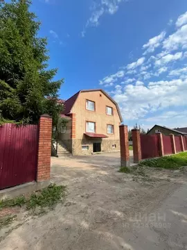 Дом в Вологодская область, д. Бурцево ул. Садовая, 6 (237 м)