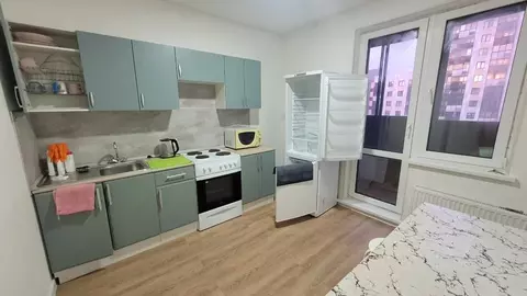 1-к кв. Москва ул. Чароитовая, 1к6 (38.0 м)