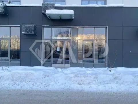 Помещение свободного назначения в Татарстан, Казань ул. Азата ...