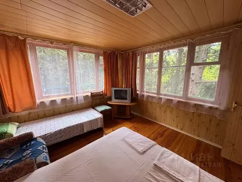 Дом в Крым, Ялта муниципальный округ, Гурзуф пгт ул. Санаторная, 15 ...