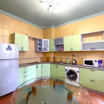 3-к кв. Ростовская область, Ростов-на-Дону Донская ул., 65/5 (80.0 м)