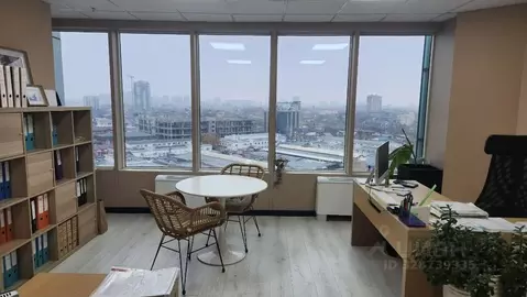 Офис в Краснодарский край, Краснодар Центральный мкр, ул. Гоголя, 68 ...