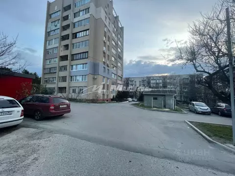 2-к кв. Крым, Симферополь ул. 51-й Армии, 111 (48.0 м)