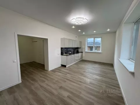 Дом в Тульская область, Тула городской округ, д. Горюшино  (100 м)