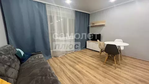 Студия Тюменская область, Тюмень ул. Станционная, 26Бк1 (28.1 м)