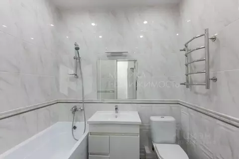 1-к кв. Тюменская область, Тюмень ул. Дмитрия Менделеева, 7 (48.9 м)