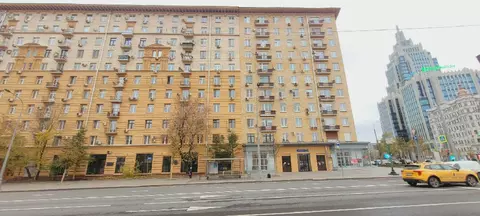 Продается 3-комнатная квартира