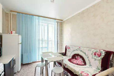 1-к кв. Тюменская область, Тюмень ул. Александра Протозанова, 12к1 ...