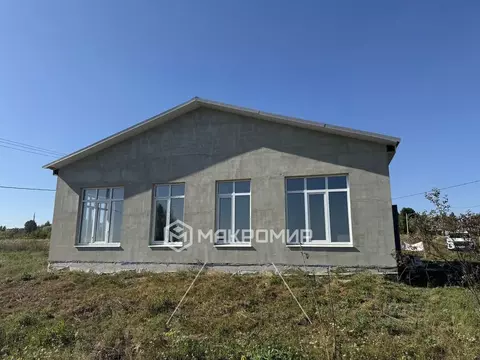 Дом в Брянская область, Выгоничский район, Кокинское с/пос, с. Палужье ...