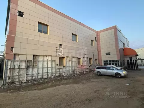 Торговая площадь в Саха (Якутия), Якутск ул. Труда, 2А (983 м)