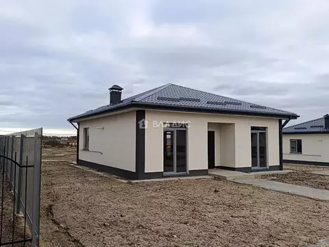 Дом в Калининградская область, Гурьевский муниципальный округ, пос. ...