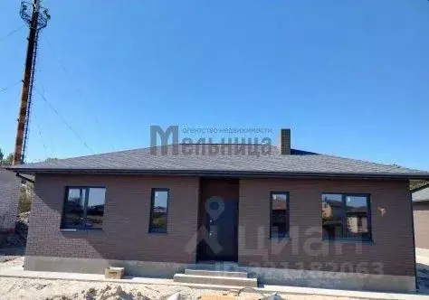 Дом в Волгоградская область, Краснослободск Среднеахтубинский район, ...